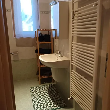 Apartment Grazioso Trilocale Con Ampia Terrazza *
