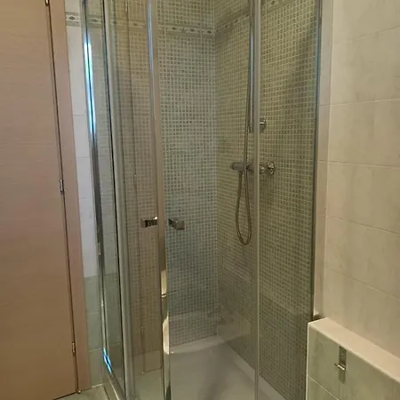 Apartment Grazioso Trilocale Con Ampia Terrazza *
